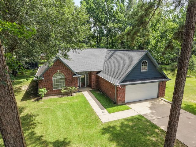 7318 Ramblewood Drive, Magnolia, TX 77354