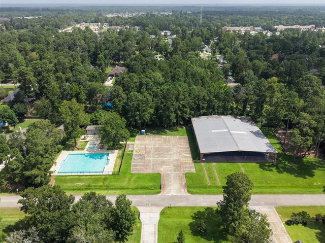 7318 Ramblewood Drive, Magnolia, TX 77354