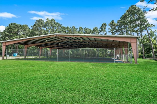 7318 Ramblewood Drive, Magnolia, TX 77354