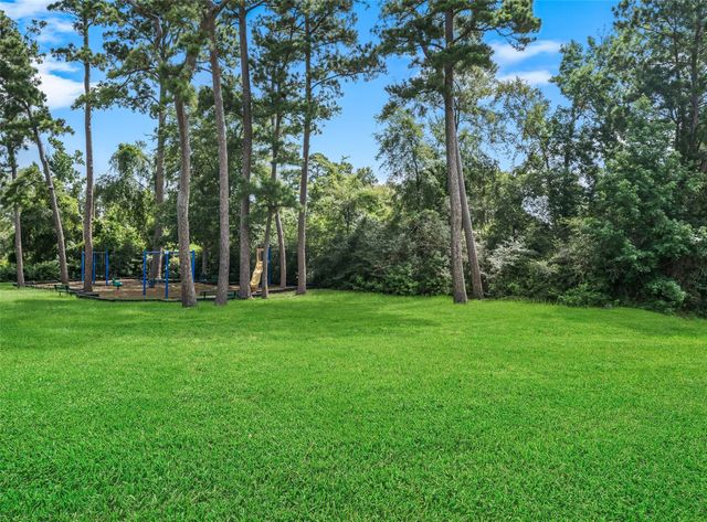 7318 Ramblewood Drive, Magnolia, TX 77354