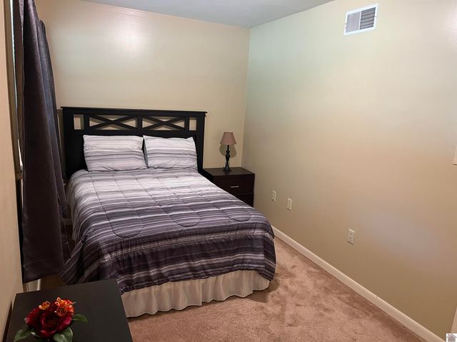 5315 Kentucky Dam Road, Paducah, KY 42003