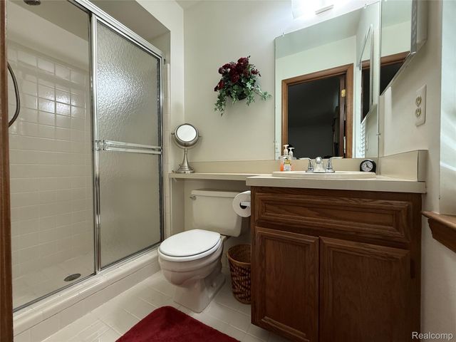 49747 Jefferson Court, Shelby Charter Township, MI 48315
