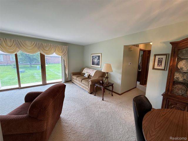 49747 Jefferson Court, Shelby Charter Township, MI 48315