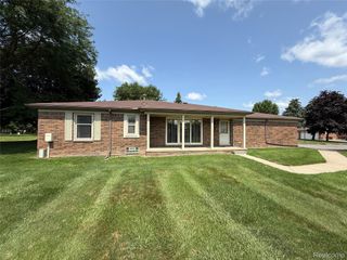 49747 Jefferson Court, Shelby Charter Township, MI 48315