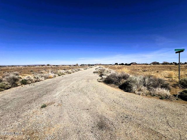 7851 Peach Avenue, California City, CA 93505