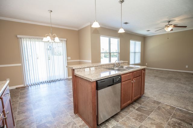 117 England PL, Hendersonville, TN 37075