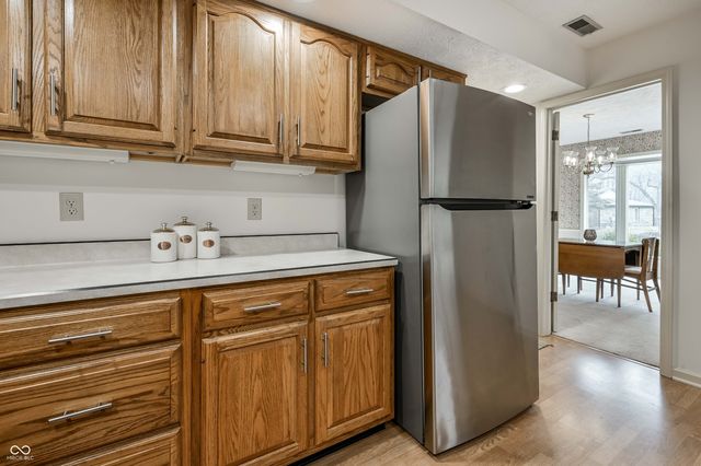 9540 Drakeford Drive, Indianapolis, IN 46260