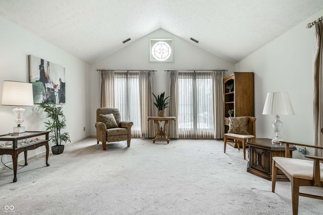 9540 Drakeford Drive, Indianapolis, IN 46260