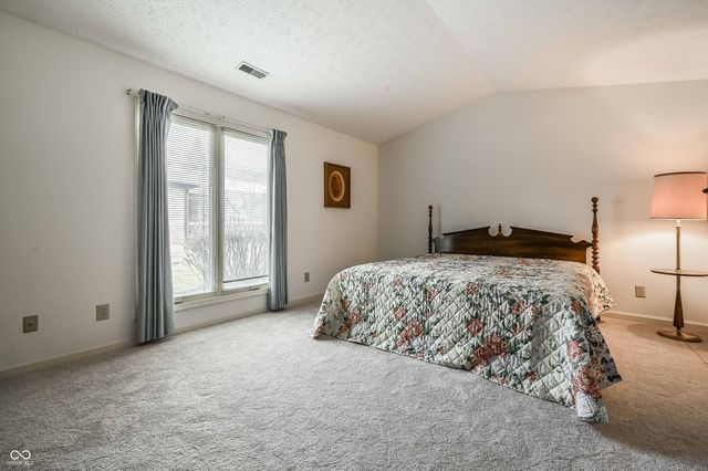 9540 Drakeford Drive, Indianapolis, IN 46260