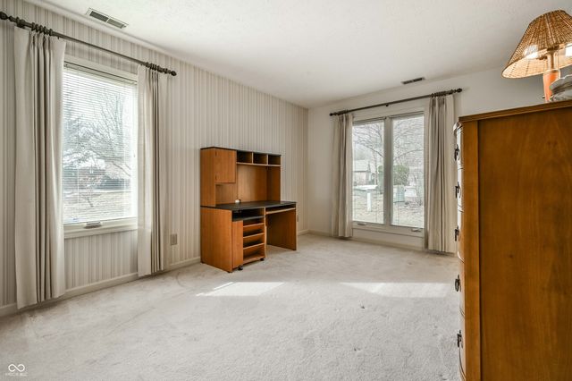 9540 Drakeford Drive, Indianapolis, IN 46260