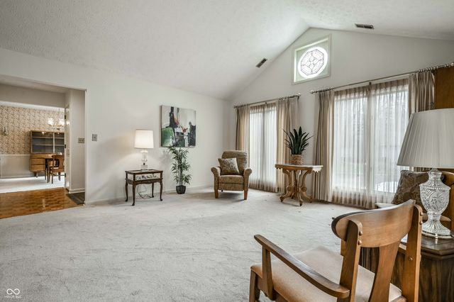 9540 Drakeford Drive, Indianapolis, IN 46260