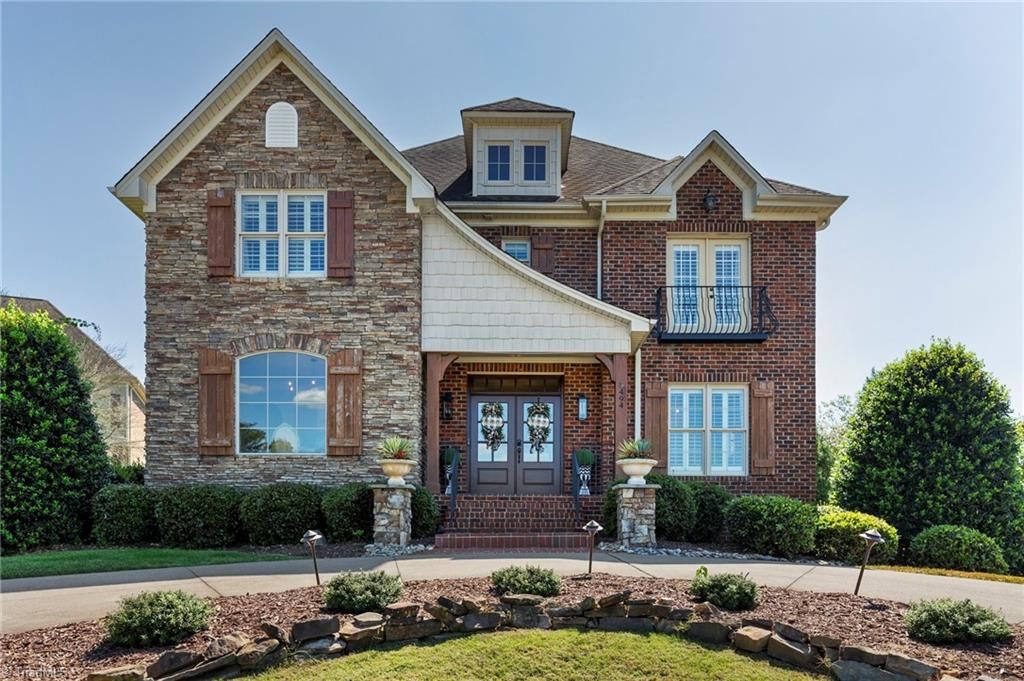 5494 Birmingham Court, Winston-salem, NC 27106