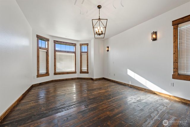 7298 Dune Lake Road SE, Moses Lake, WA 98837