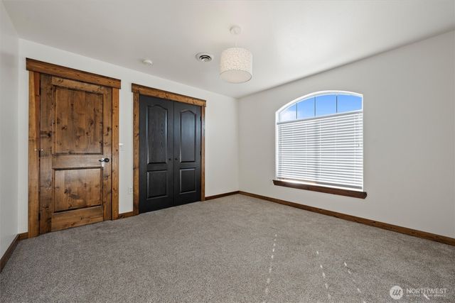 7298 Dune Lake Road SE, Moses Lake, WA 98837