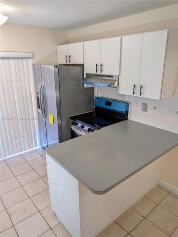 7981 SW 152nd Ave 1703, Miami, FL 33193