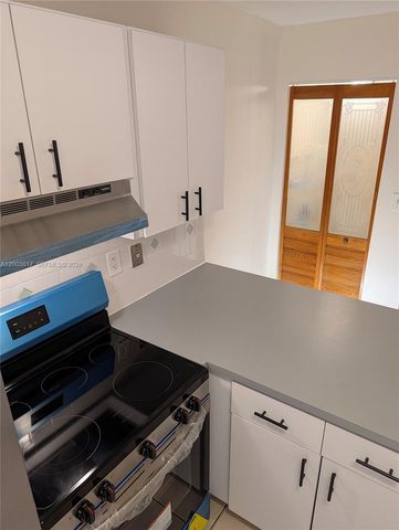 7981 SW 152nd Ave 1703, Miami, FL 33193