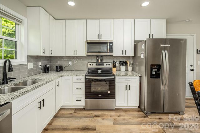 614 E Front Street, Statesville, NC 28677