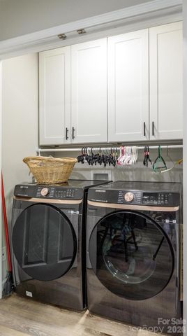 614 E Front Street, Statesville, NC 28677