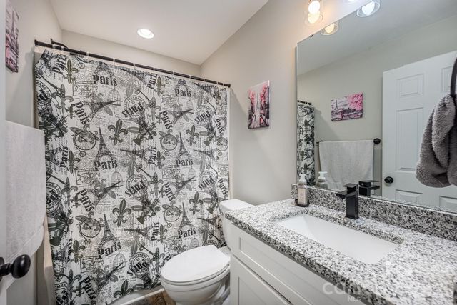 614 E Front Street, Statesville, NC 28677