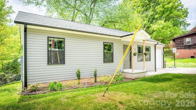 614 E Front Street, Statesville, NC 28677