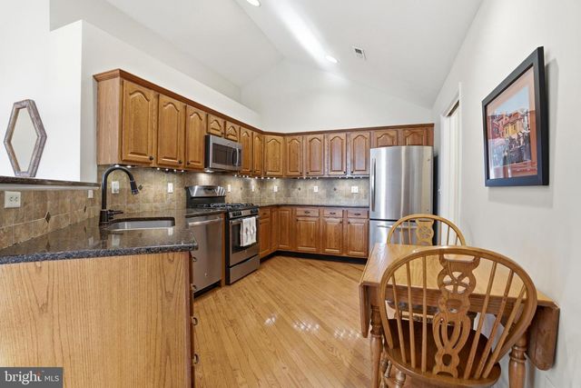 49 CAMBRIDGE CT, Souderton, PA 18964