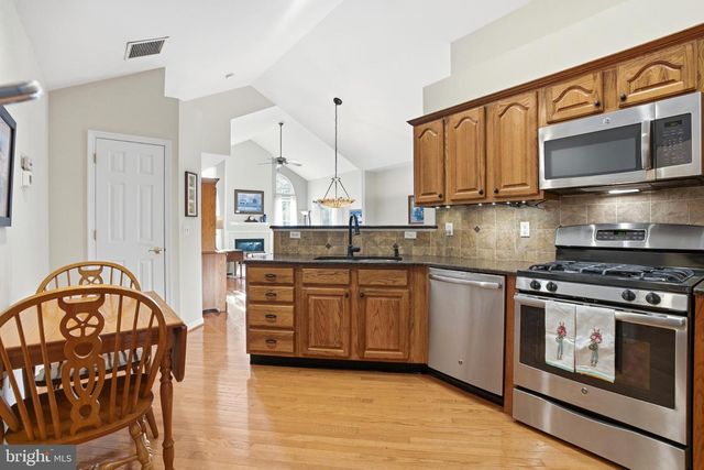 49 CAMBRIDGE CT, Souderton, PA 18964