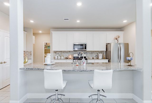 319 Clifton Crane Road, La Porte, TX 77571