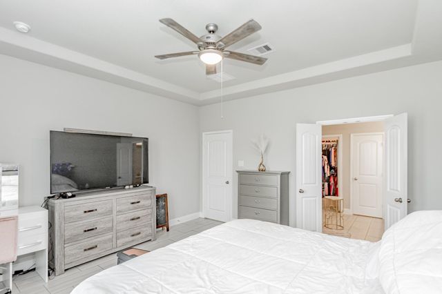 319 Clifton Crane Road, La Porte, TX 77571