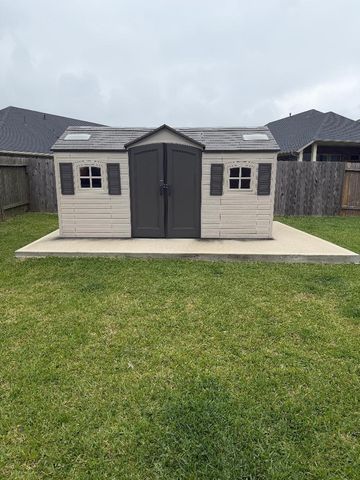 319 Clifton Crane Road, La Porte, TX 77571