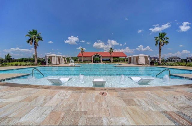 319 Clifton Crane Road, La Porte, TX 77571