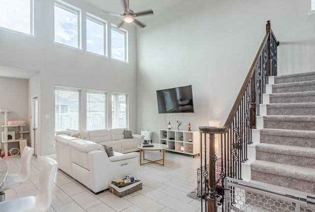 319 Clifton Crane Road, La Porte, TX 77571