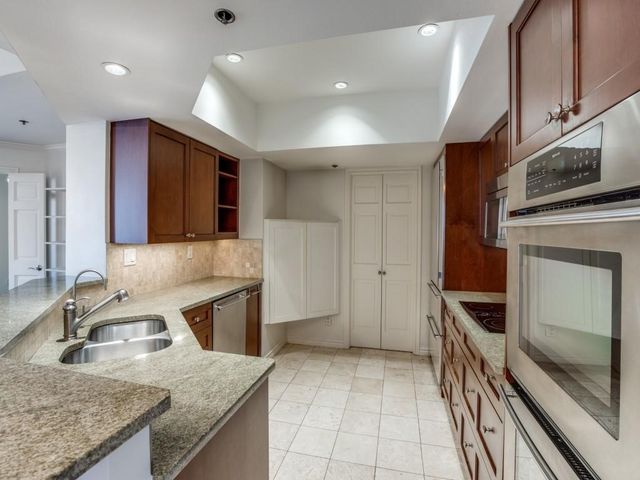 5909 Luther Lane 1000, Dallas, TX 75225
