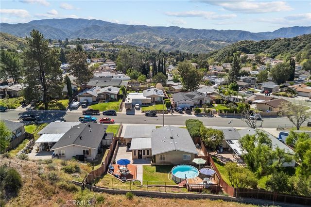 14845 Canna Valley, Canyon Country, CA 91387