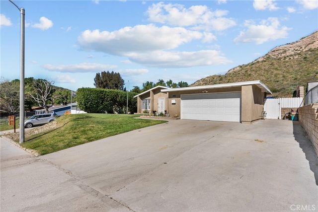 14845 Canna Valley, Canyon Country, CA 91387