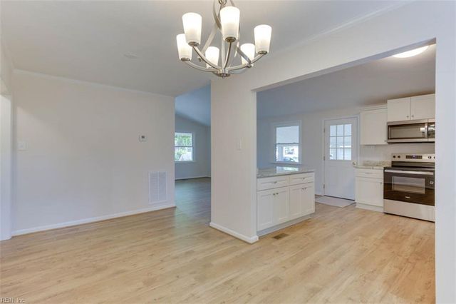 1014 E Russell CT, Newport News, VA 23605