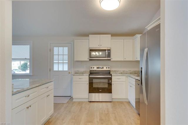 1014 E Russell CT, Newport News, VA 23605