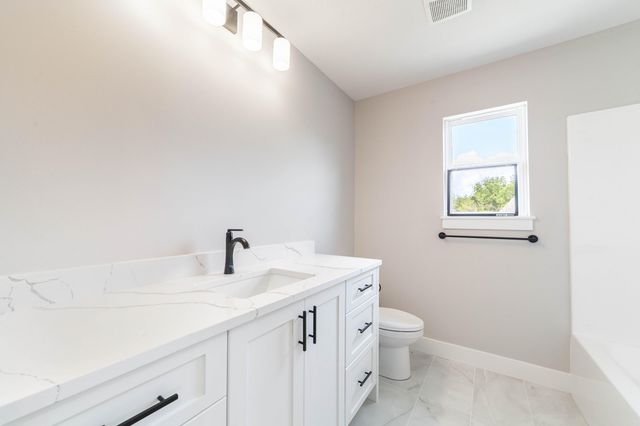 1965 N BOOKER DR, Columbia, MO 65202