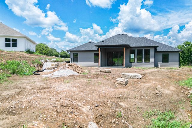1965 N BOOKER DR, Columbia, MO 65202