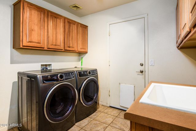 3122 W ADOBE DAM Road, Phoenix, AZ 85027