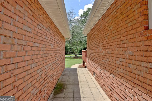 135 Pendleton Trail, Tyrone, GA 30290