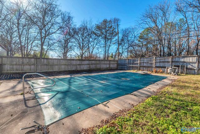 2103 Lee High Drive NE, Huntsville, AL 35811