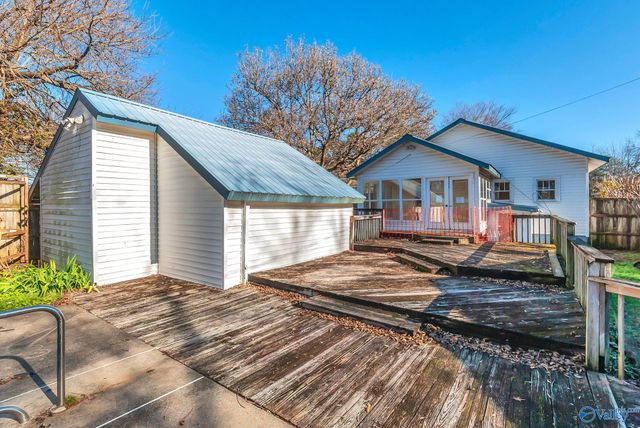 2103 Lee High Drive NE, Huntsville, AL 35811