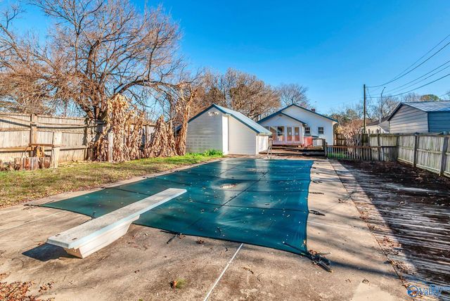 2103 Lee High Drive NE, Huntsville, AL 35811