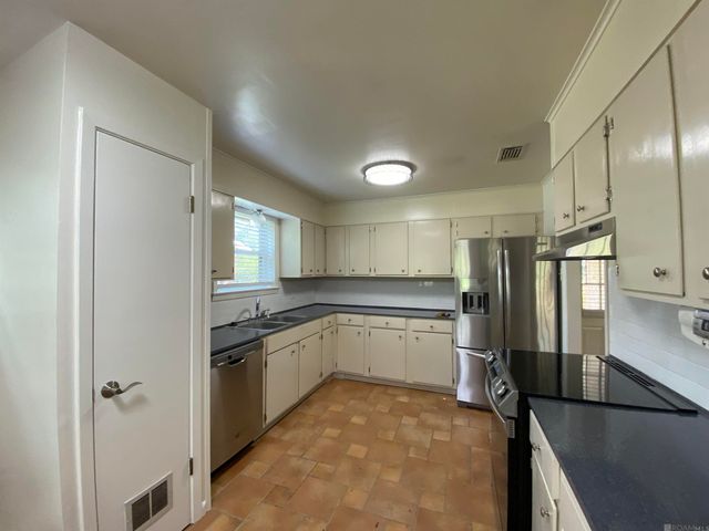 619 Baird Dr, Baton Rouge, LA 70808