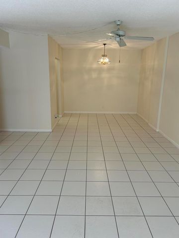 250 NE 20 Street 123s, Boca Raton, FL 33431