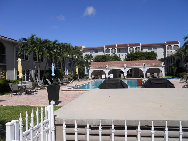 250 NE 20 Street 123s, Boca Raton, FL 33431