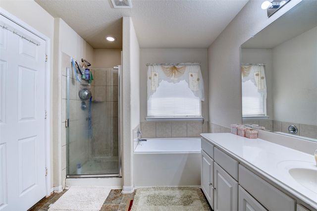 11027 E Fall Fern Circle, Houston, TX 77044