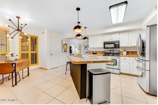 5801 E Paradise Lane, Scottsdale, AZ 85254
