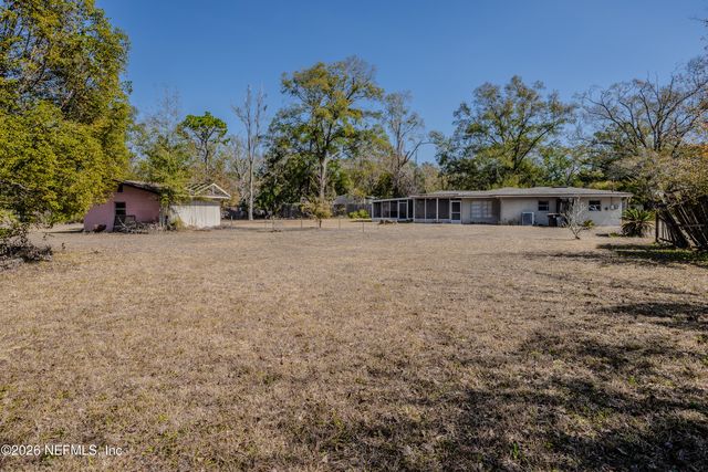 8133 MC GLOTHLIN Street, Jacksonville, FL 32210