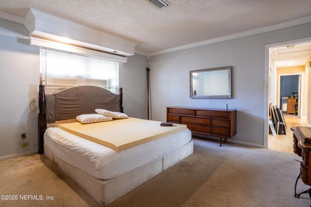 8133 MC GLOTHLIN Street, Jacksonville, FL 32210